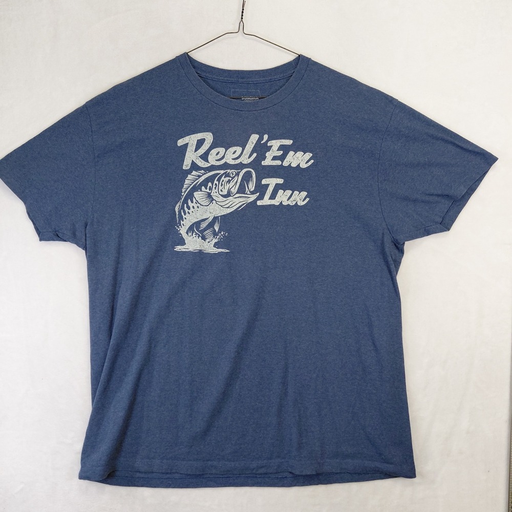 Sonoma Goods For Life Mens XXL Blue Reel Em Inn Bass Fishing Graphic T-Shirt